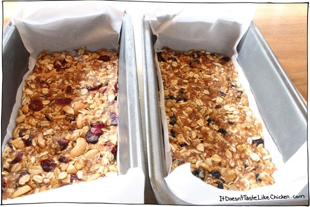 How to Make Granola Bars (just 4 ingredients!). Vegan, gluten free, processed sugar free. The combinations are endless! #itdoesnttastelikechicken