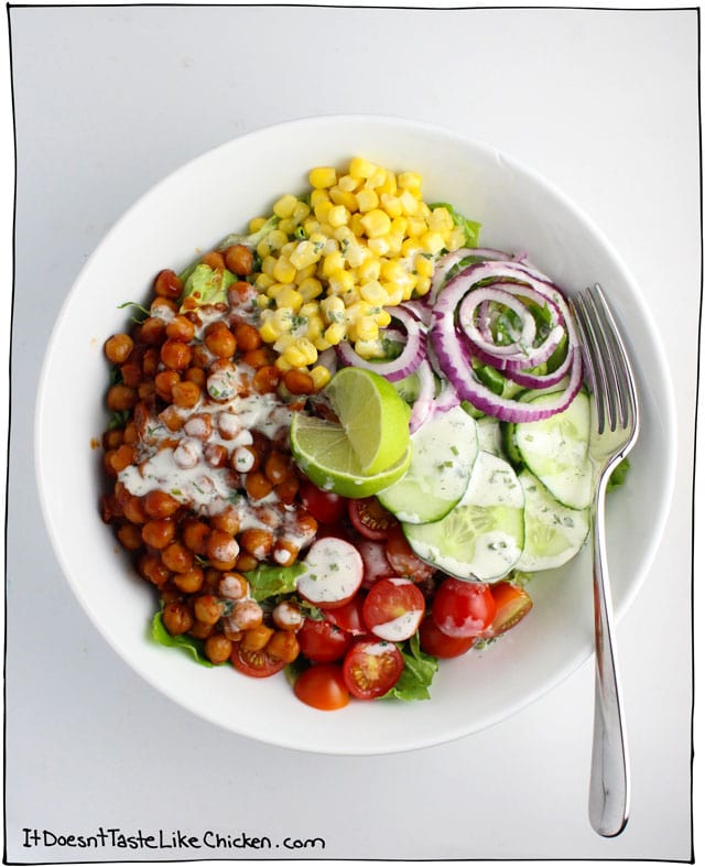 BBQ Chickpea Salad: hearty, healthy, satisfying, eat your veggies and lick your fingers kind of salad. #itdoesnttastelikechicken