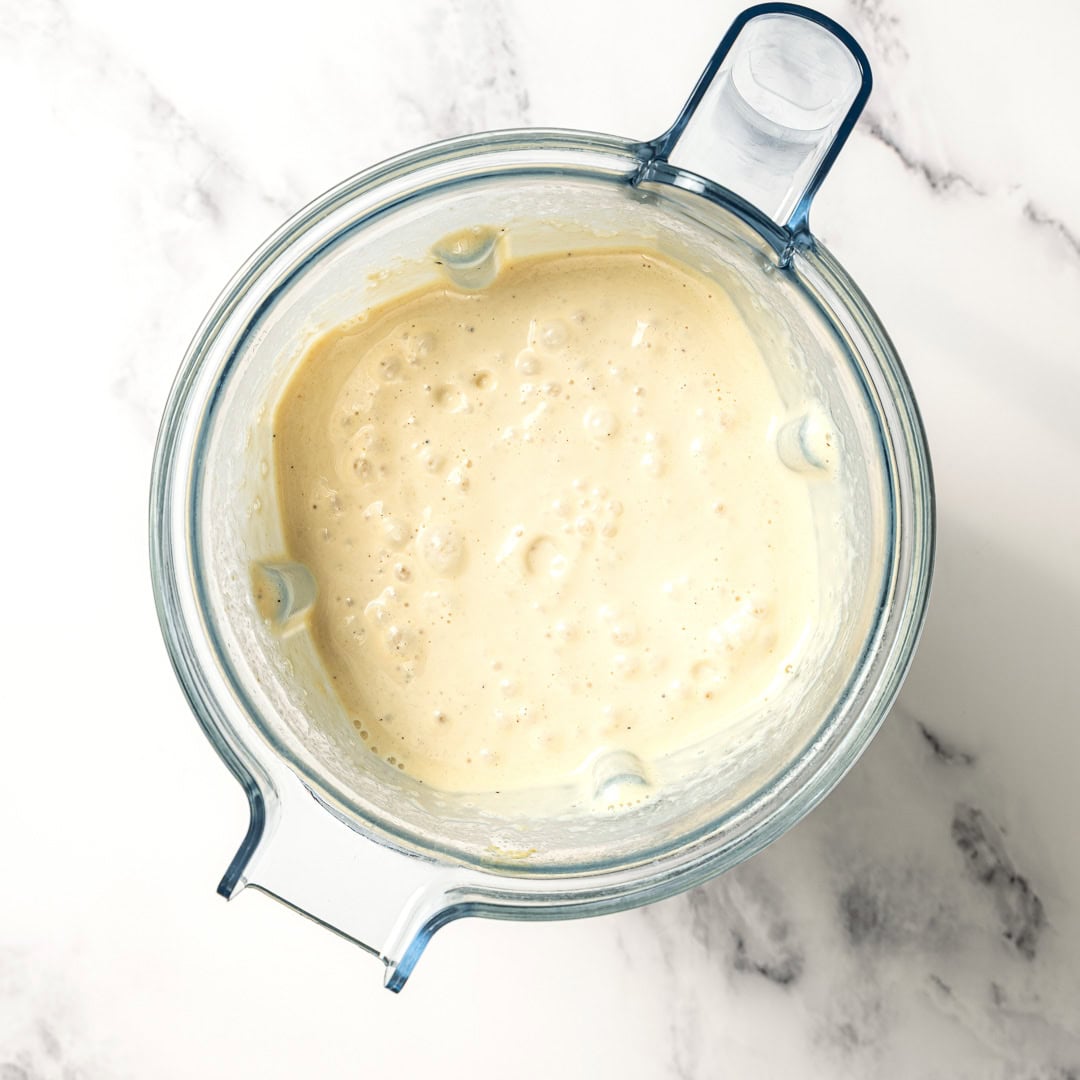 Vegan cream sauce in blender.