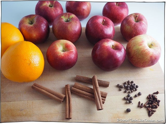 Easy Homemade Apple Cider. Make this and your whole house will smell like heaven! Just chop up the fruit into quarters, chuck everything in a big ‘ol pot (cores, peels, and all), and simmer for 2 hours. Strain out the fruit and spices and pour a warming cup of holiday cheer. #itdoesnttastelikechicken