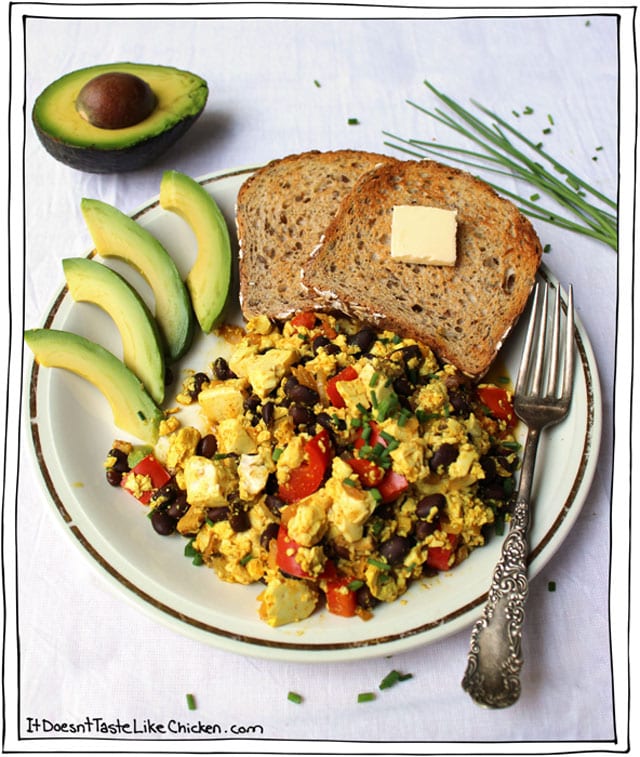 30 Vegan Breakfast Recipes (that aren't smoothies, oatmeal, or energy bars). Everything from french toast, to tofu scrambles, to breakfast sandwiches, to pancakes, to waffles and more! #itdoesnttastelikechicken