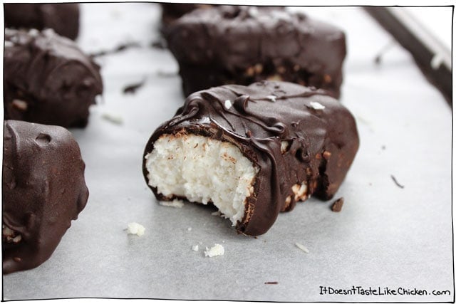 Easy Vegan Coconut Mounds! So easy to make and no baking is required. Makes a great gift (if you are willing to be that generous). Dairy free bounty bars! #itdoesnttastelikechicken