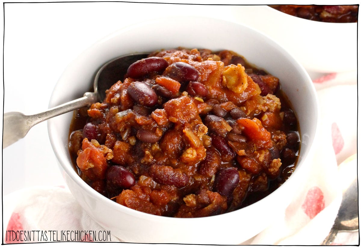 This vegan chili recipe is a plant-based twist that tastes better than meat chili!!! You read that right. This vegan chili recipe has won 1st place at a chili cook-off competing against non-vegan recipes! 🏆 Packed with protein and fiber this award-winning vegan chili is not only perfect for game day or entertaining but also easy to make, full of good-for-you ingredients, and freezes beautifully for meal prep.