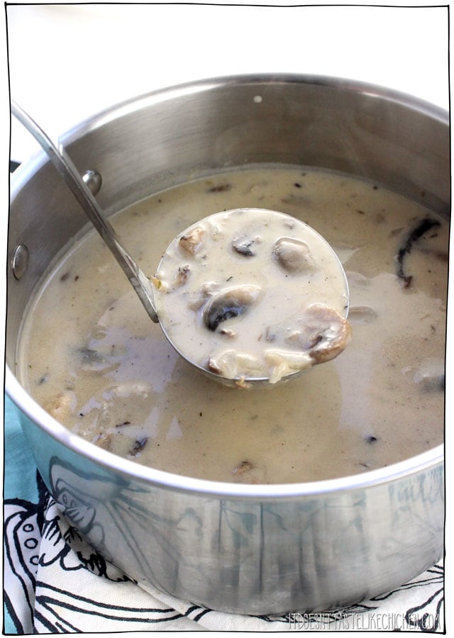 Vegan Cream of Mushroom Soup! This soup takes just 20 minutes to make! Quick, easy, creamy, and totally dairy-free. #itdoesnttastelikechicken