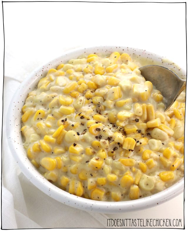 This 5-minute, 8 ingredient vegan creamed corn is the perfect side dish for your holiday feast. It will pair beautifully with Thanksgiving or Christmas dishes, or for any meal you like! #itdoesnttastelikechicken #veganrecipes #veganthanksgiving