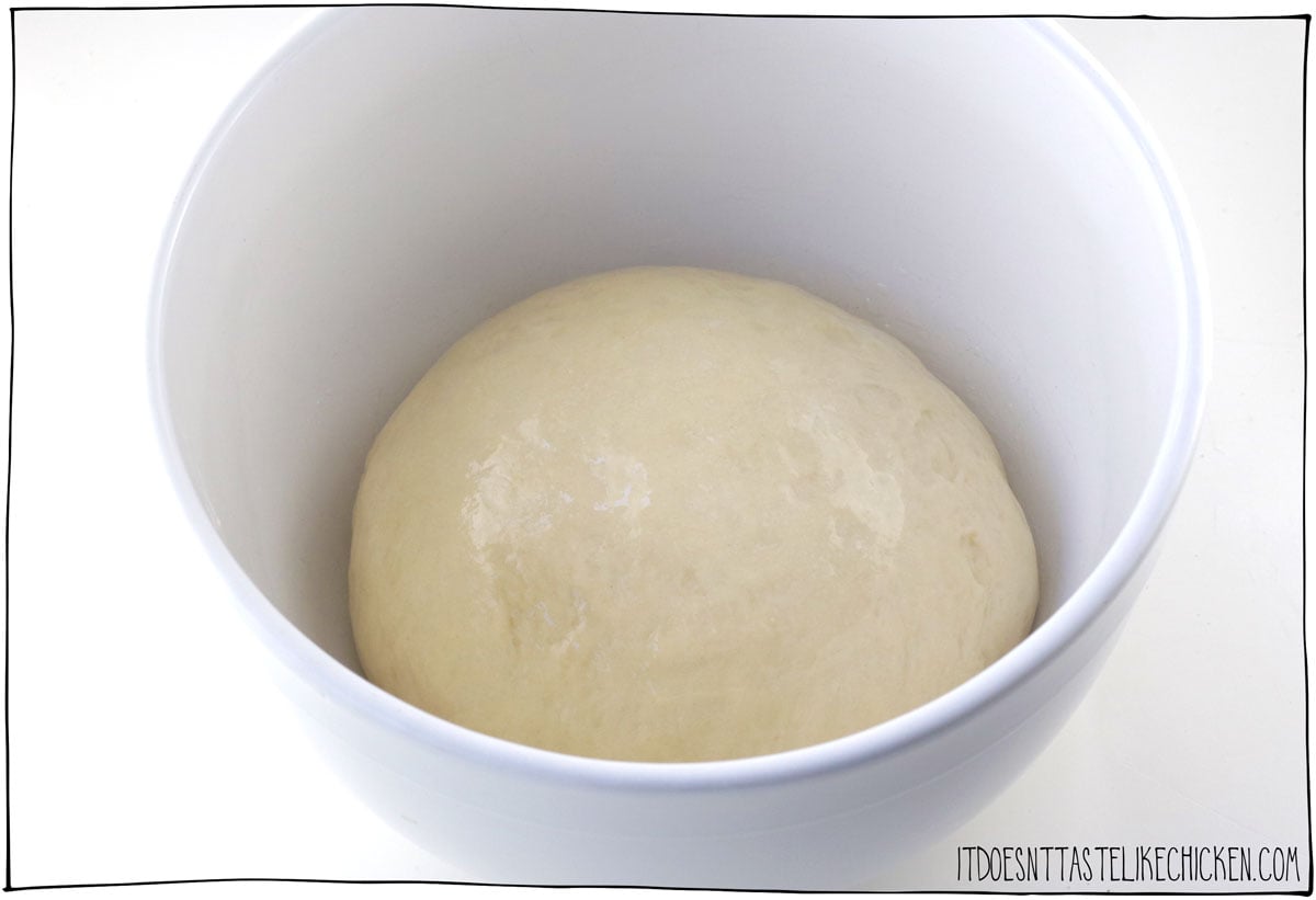 Oil a bowl and let the dough rise in the bowl, covered with a clean dish cloth for 1 hour