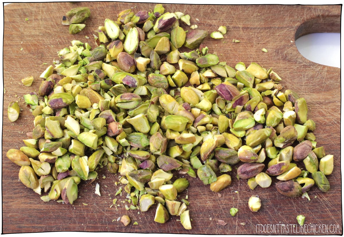 optionally add chipped roasted pistachios for crunch.
