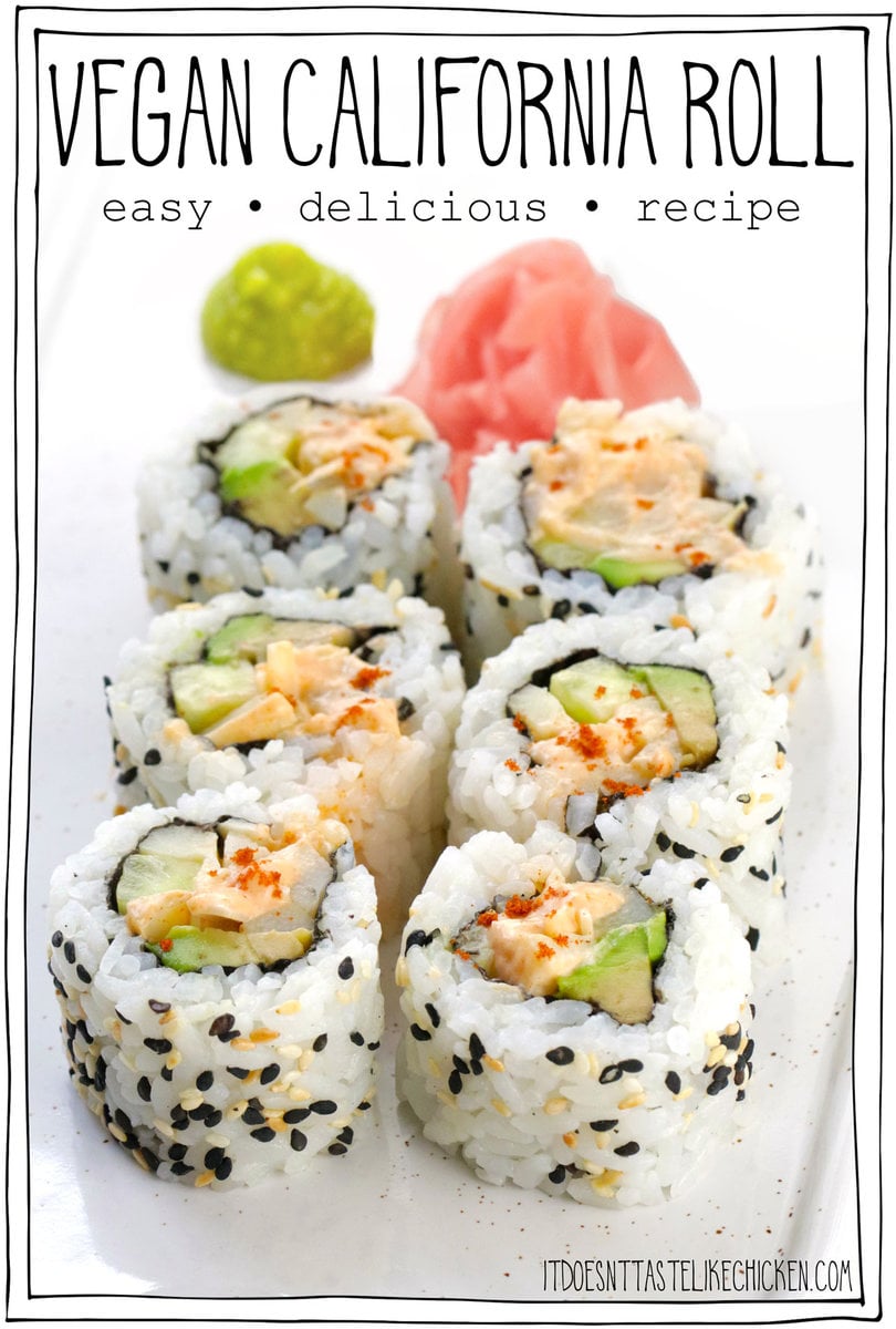 Cette recette simple de Vegan California Roll a le même goût que l'original, mais elle est totalement végétalienne !  Les sushis faits maison sont tellement amusants à faire, très abordables et tellement savoureux!  La garniture est composée de 6 ingrédients simples qui, lorsqu'ils sont combinés, ont le même goût que le rouleau californien classique, mais aucun poisson n'est blessé :) #itdoesnttastelikechicken #vegan #sushi #vegansushi