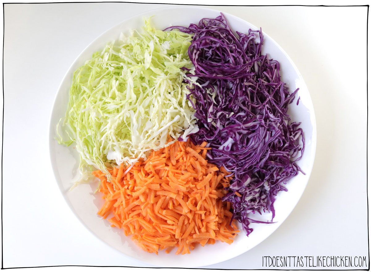 Shred the cabbage and grate the carrots