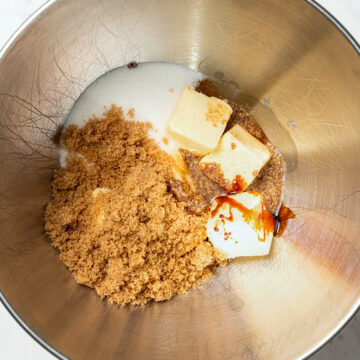 Butter, sugar, and vanilla in mixing bowl.