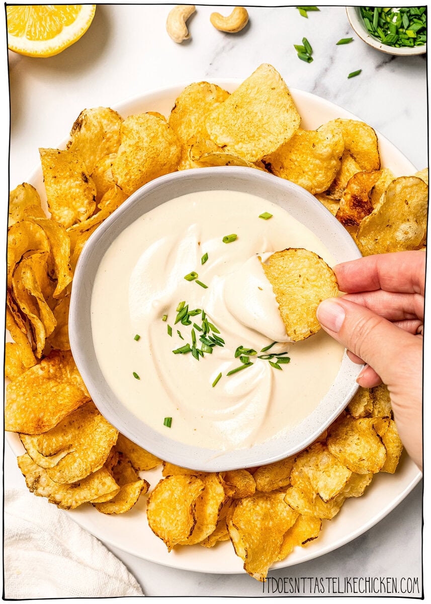 Easy Vegan Sour Cream